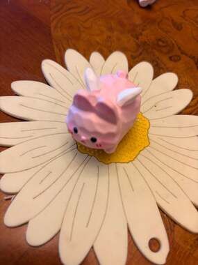 ZCWO Puff Puff Piggy Series Mini Pink Flying Pig Figure